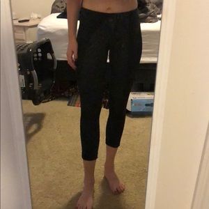 Lululemon Wunder Under Camo cropped legging
